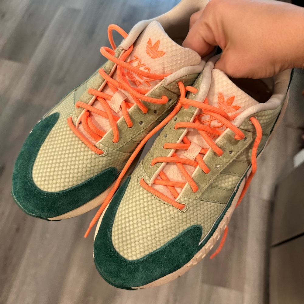 Adidas ZX22 Boost